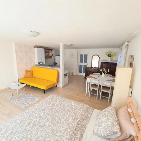 Apartmán Práče