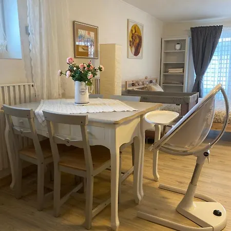 Apartment Apartman *